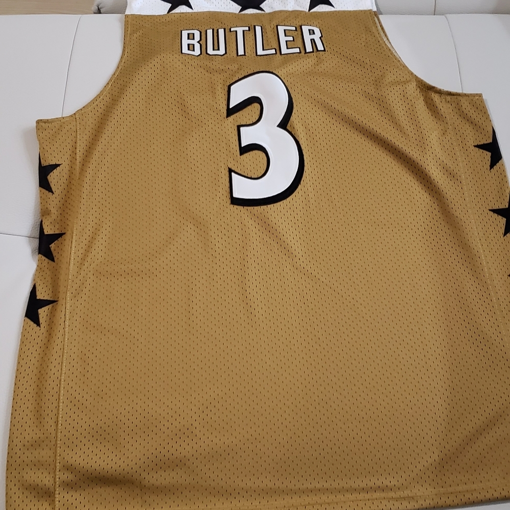 Basketball jerseys - Picture 4 of 6